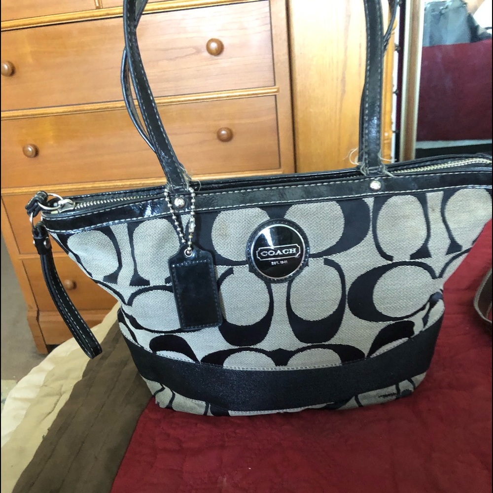 DESIGNER BAG ALERT 🥳